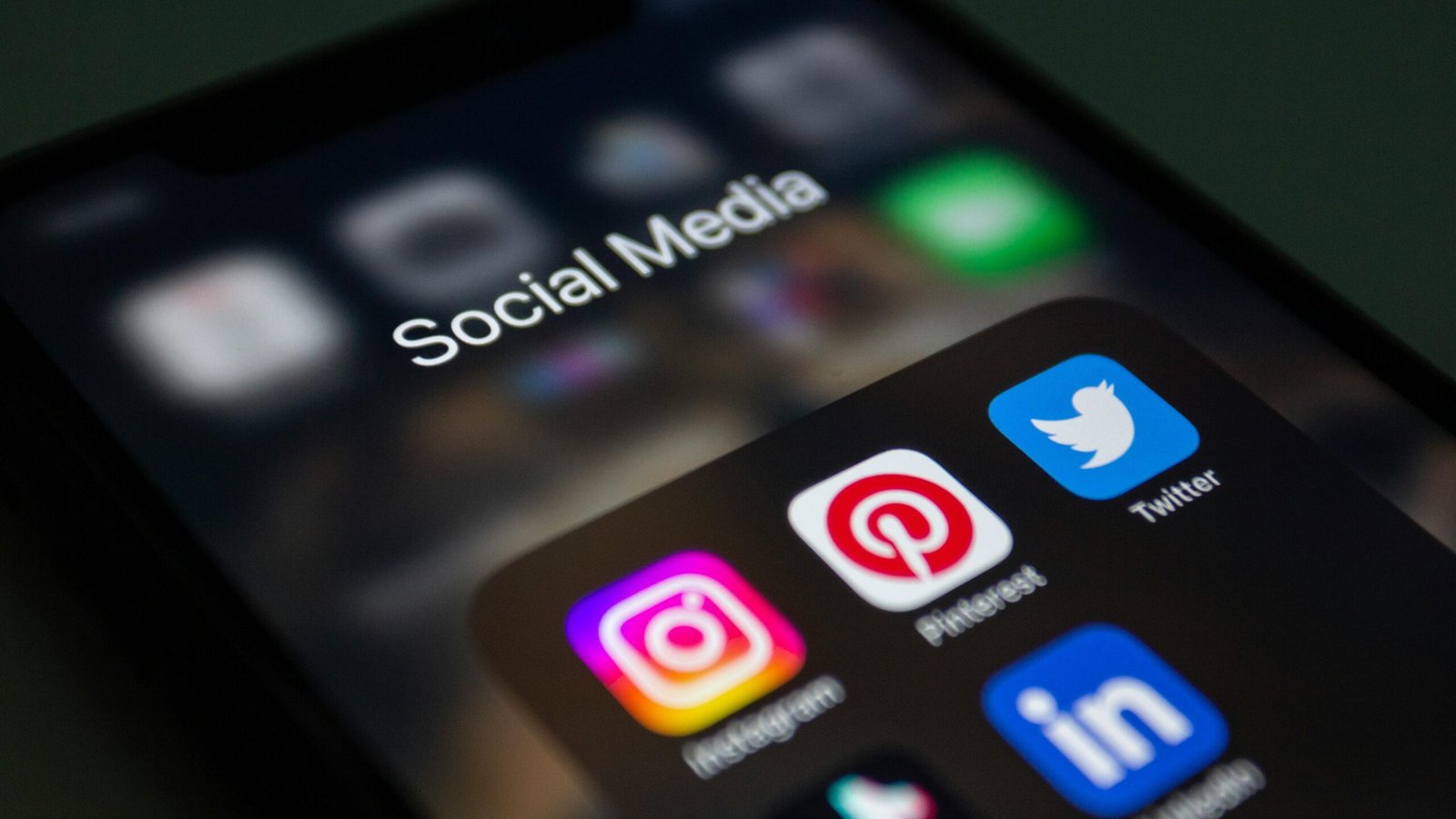 Instagram Marketing: Strategi Kreatif untuk Menarik Audiens